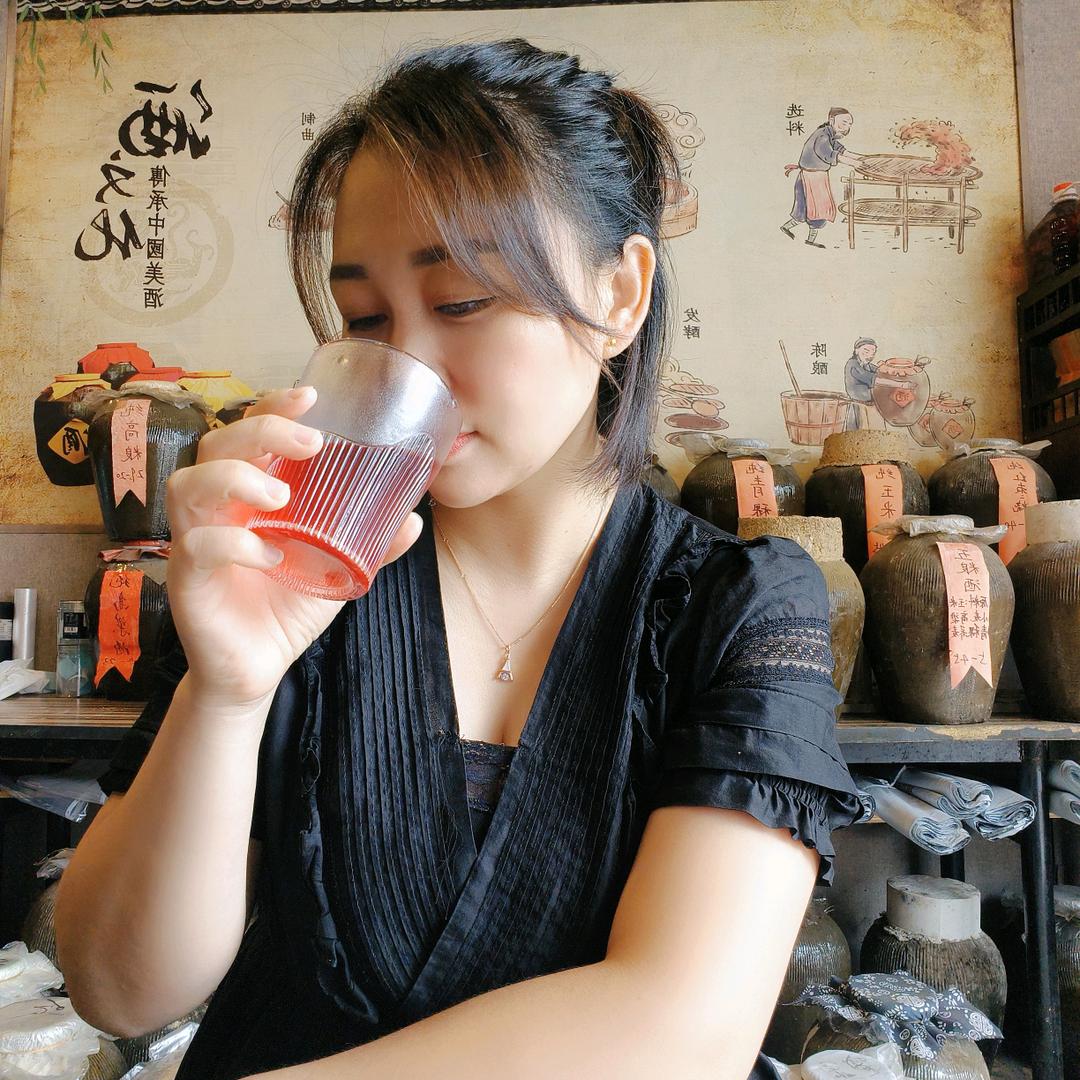酒妹（萧山本地土烧酒原浆)