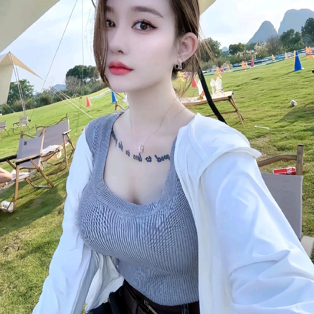 倾城一笑