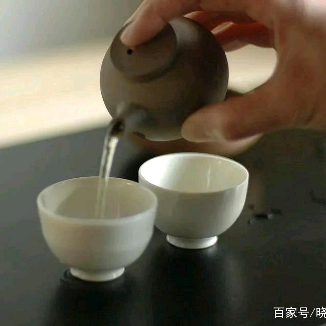 一杯清茶