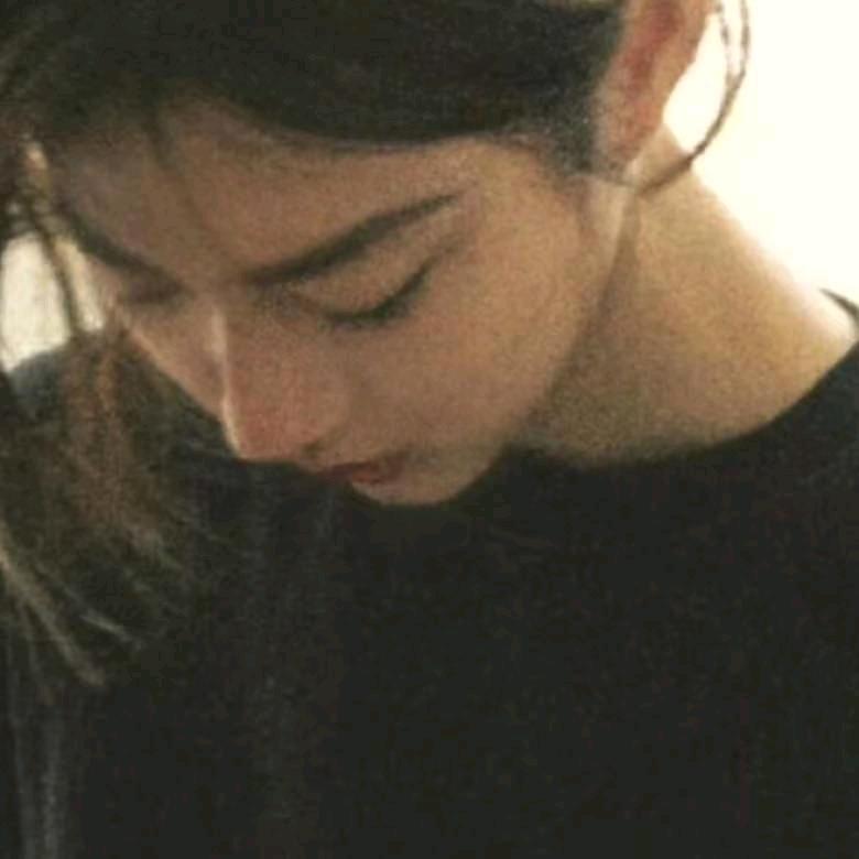 炸毁地球的人类