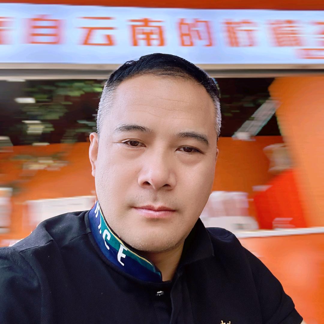昆明卖鹅肉火锅的四哥（昆明鹅爷）