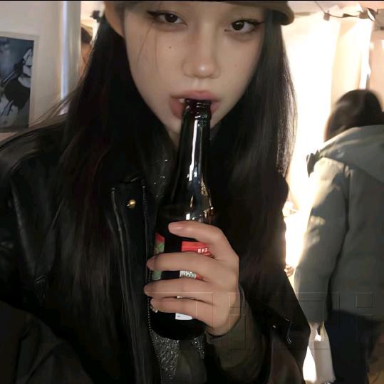 西瓜不嘻嘻
