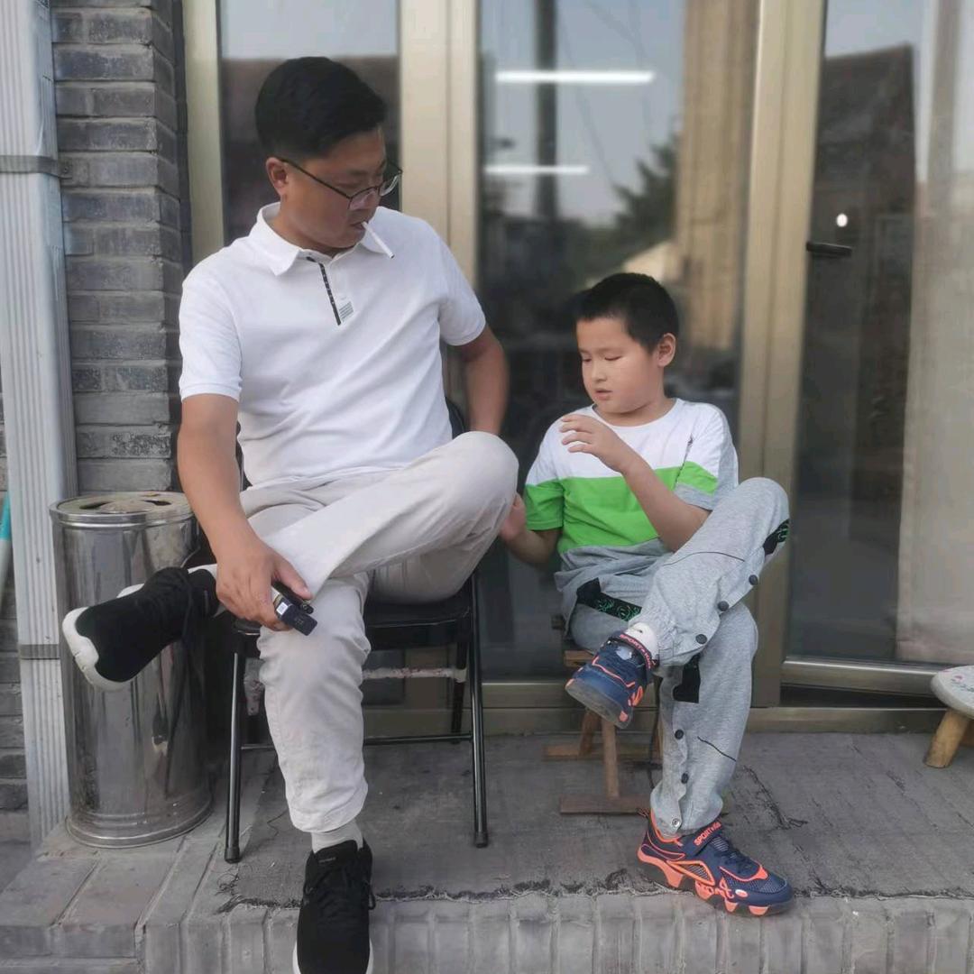 请叫我小飞飞