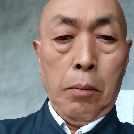 独居老人的生活 。（早上，5，30首播）