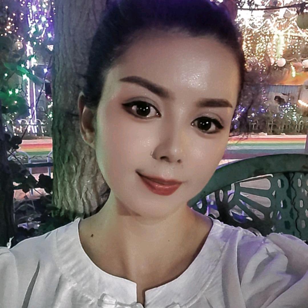 阿提古丽
