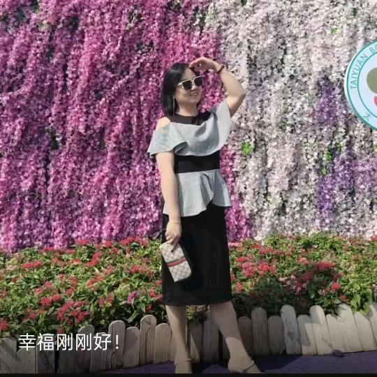 满堂红烟花~梅姐
