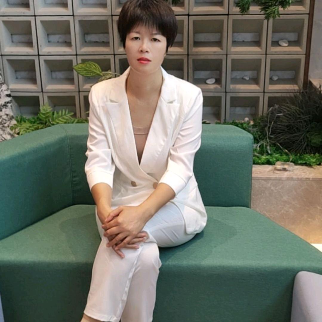 霞霞家政服务
