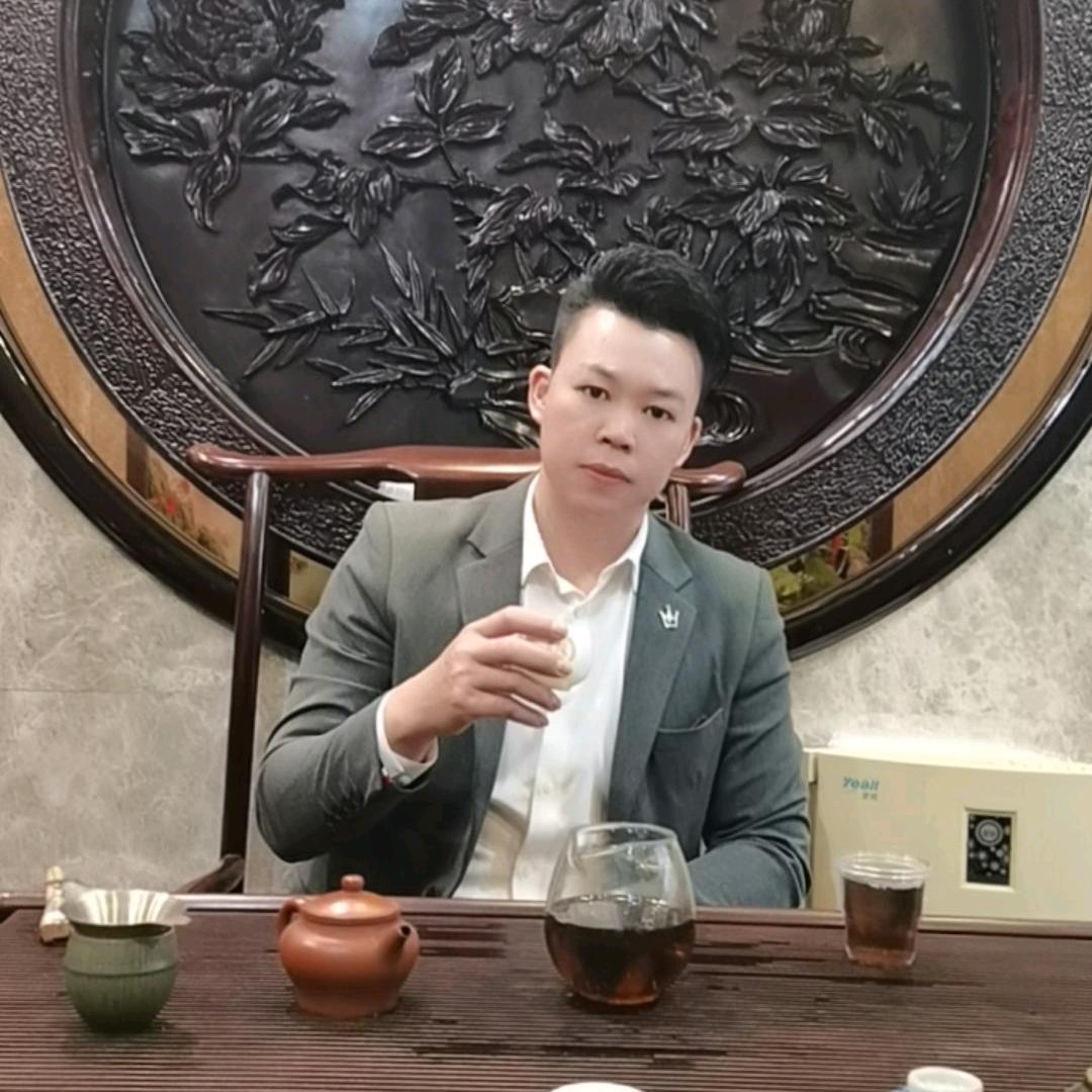 何涵先生