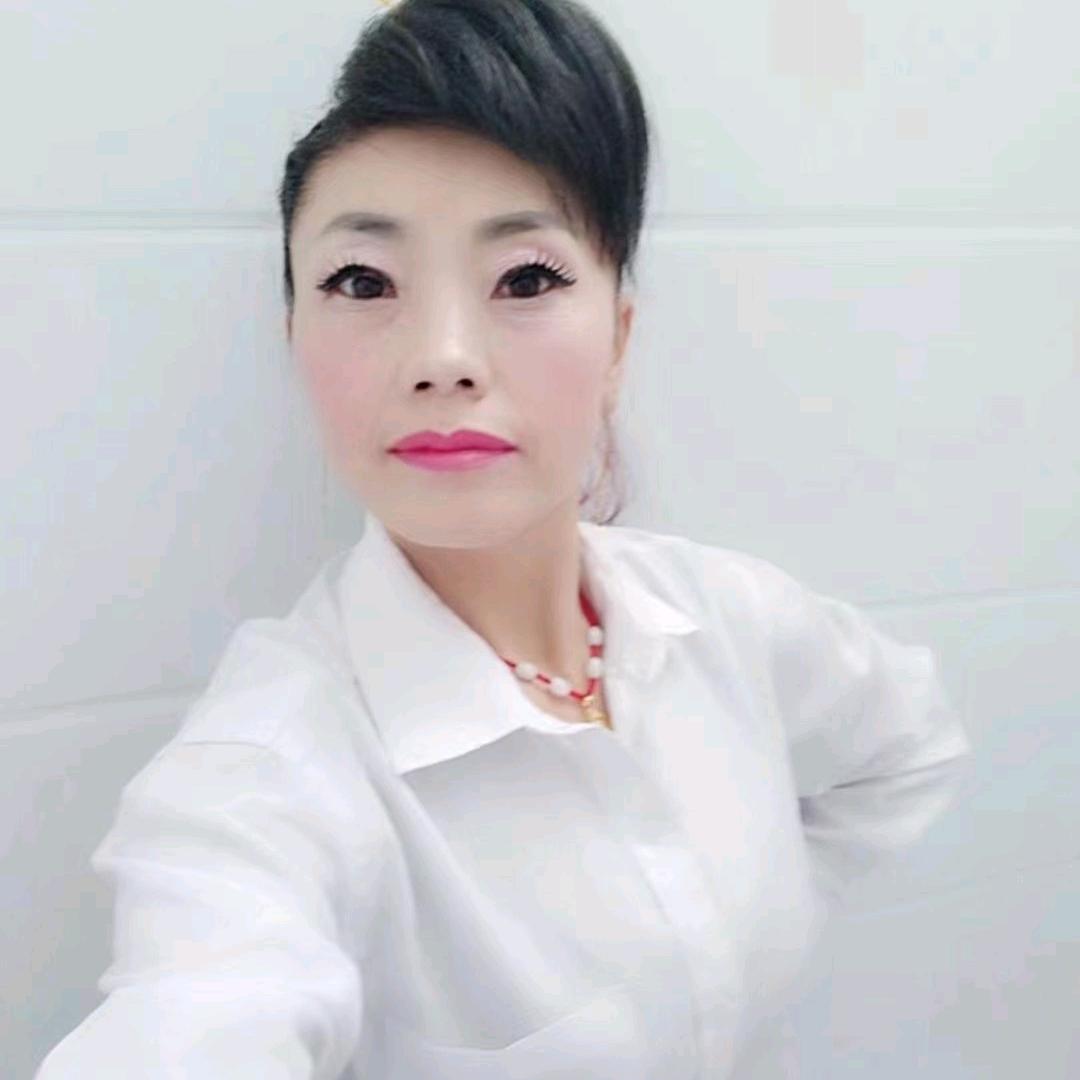 旗鑫歌舞团汪姐