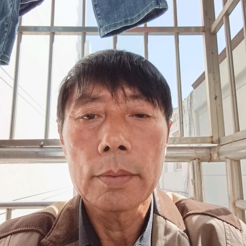 老徐爱钓鱼