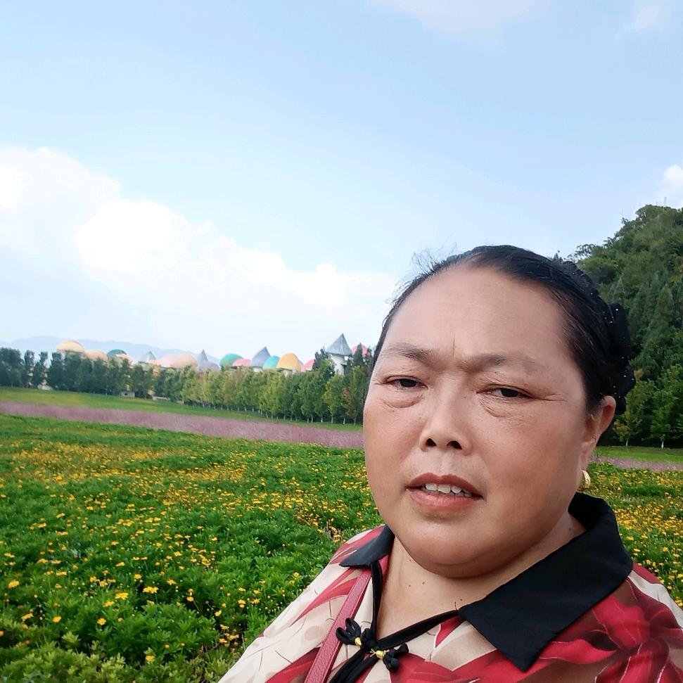 山青水秀