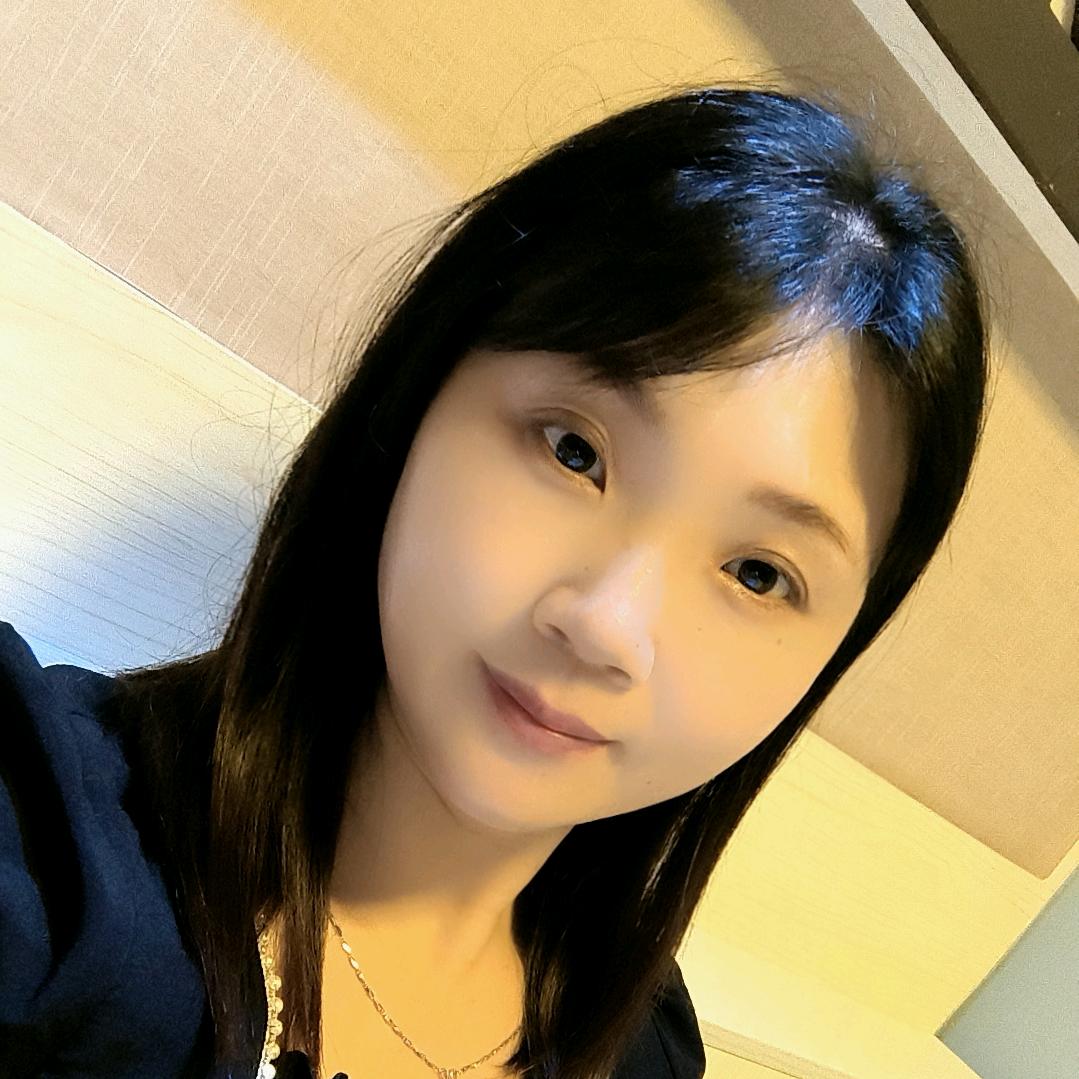 78年8月🐎……俊姐.