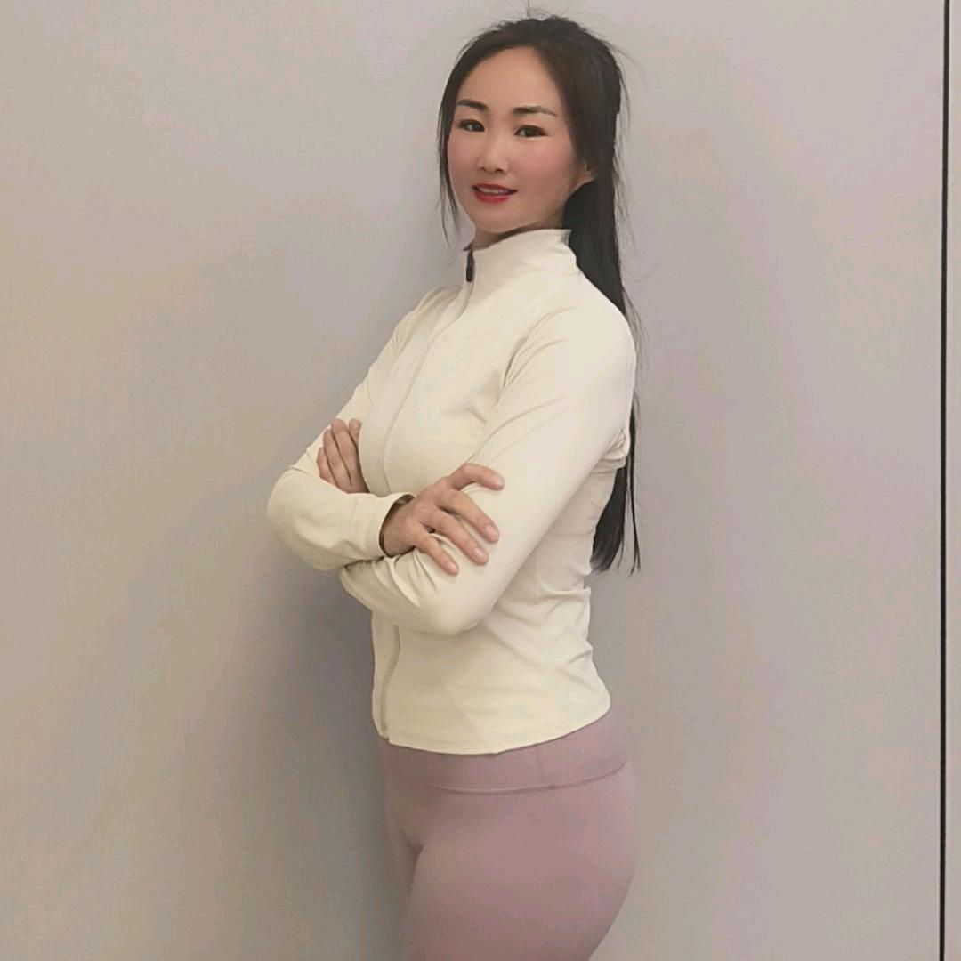 赣州教瑜伽的吕老师
