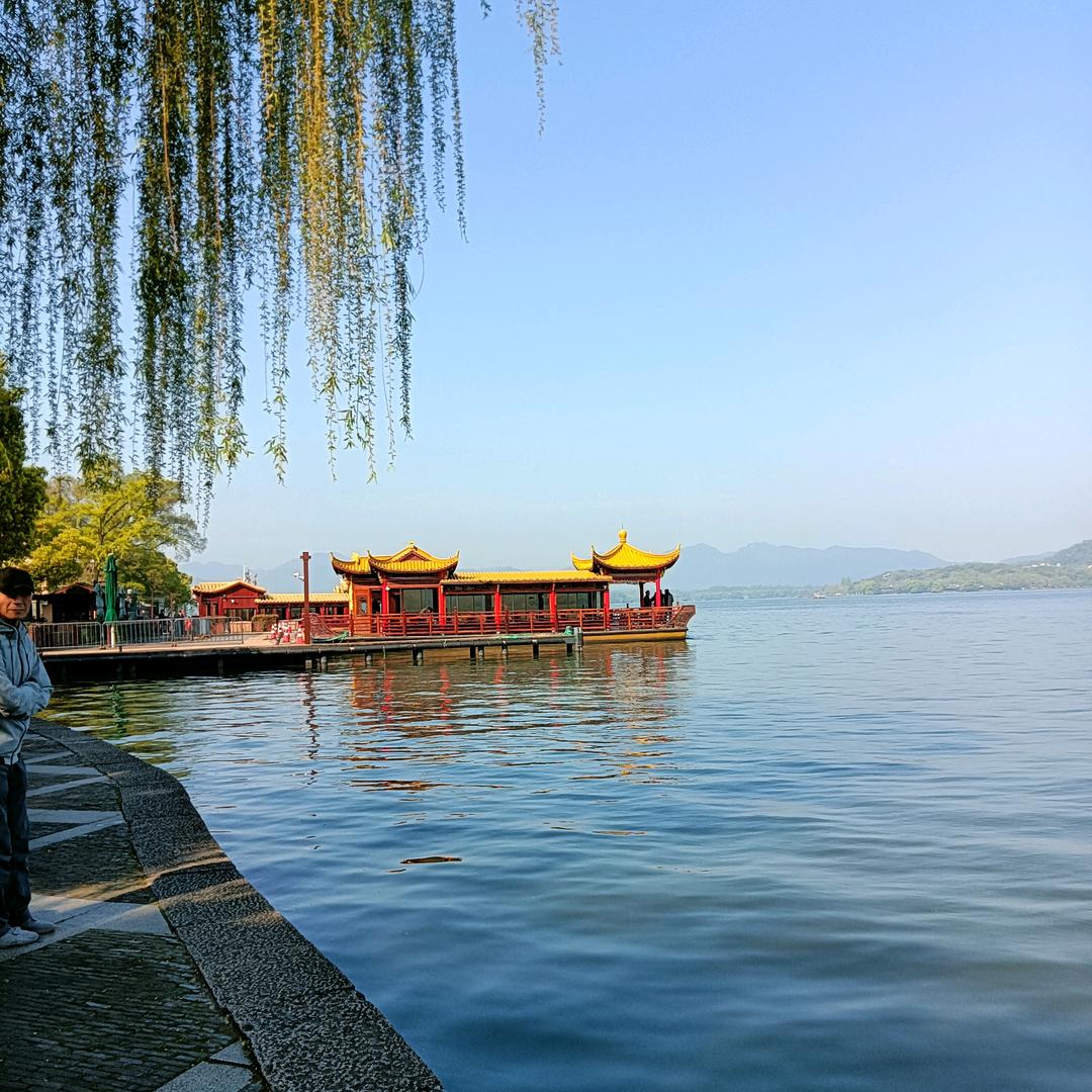 菊   💋   华   💋