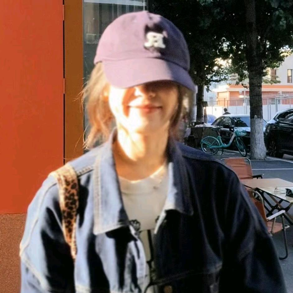 嗯哼