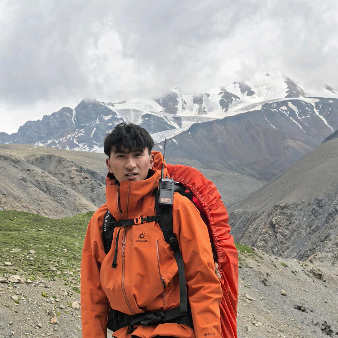 青海玉珠峰达姆景热探险公司向导丁增