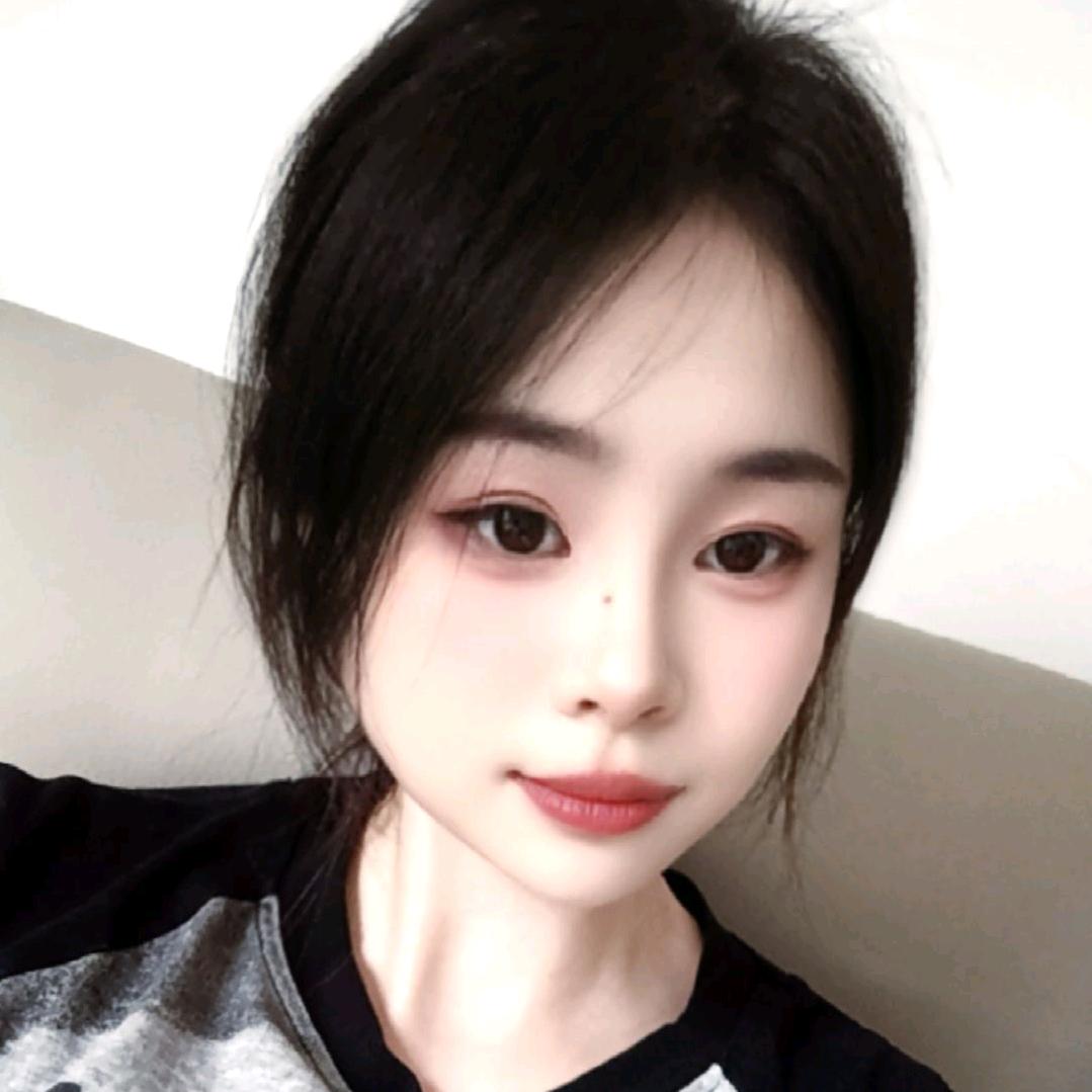 顏初@