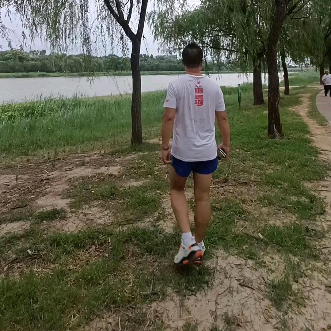 悦跑团钱满罐