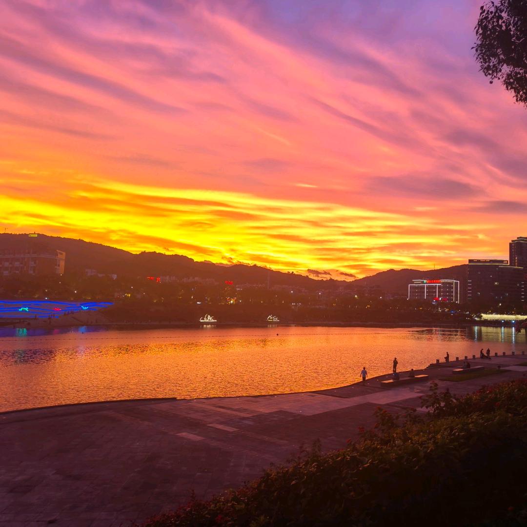 忆往昔，岁月如风