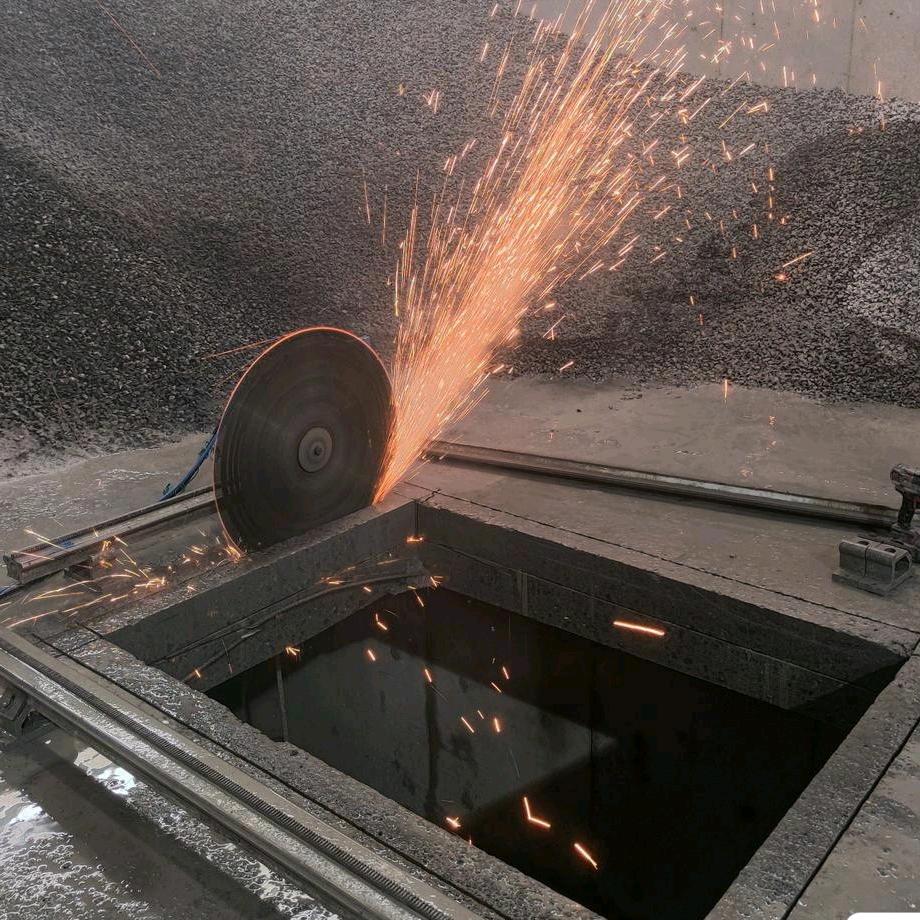 天津混凝土切割开门洞高空作业蜘蛛人，