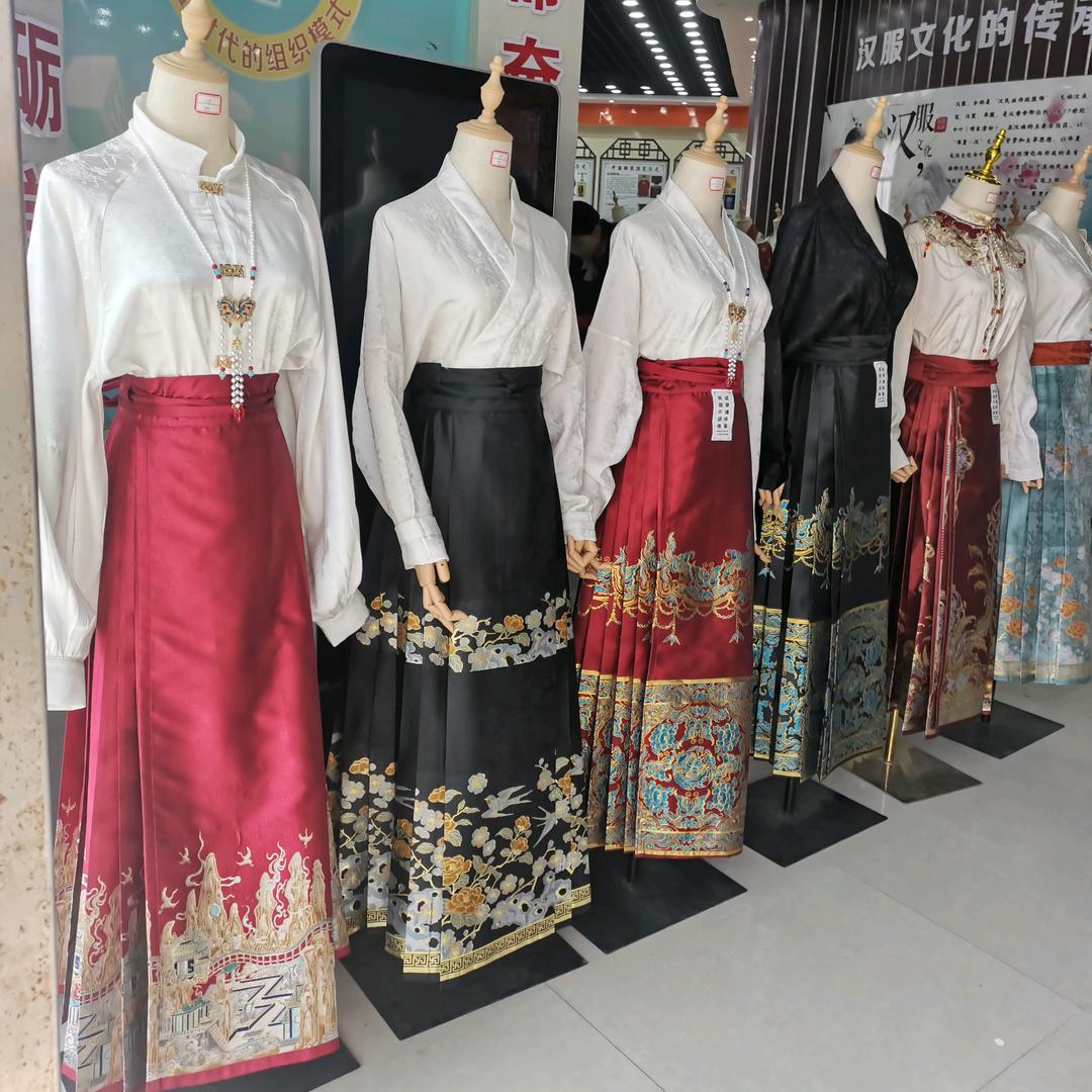 曹县原创汉服-蕙质兰心