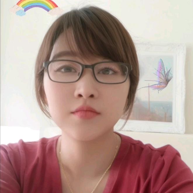 三姑娘美美的