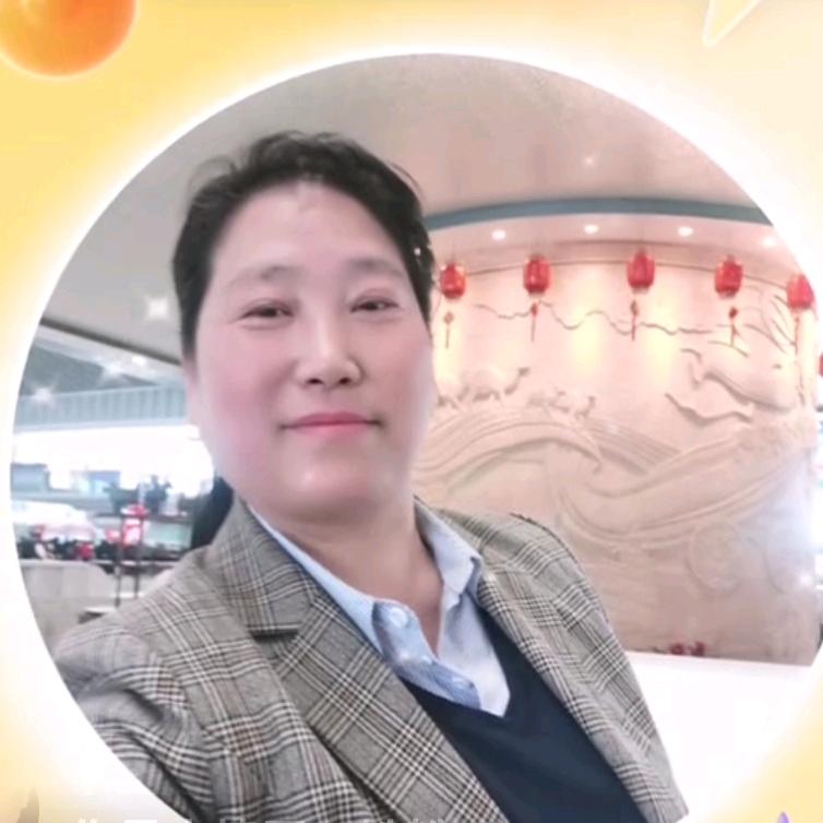 看淡得释，珍惜眼前。人生，总有许多回忆…