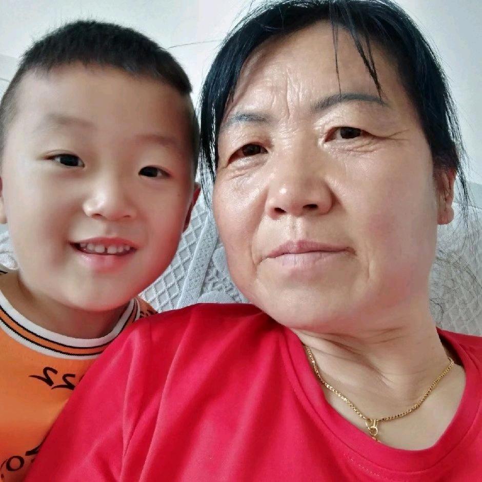 正宁相亲平台一家人