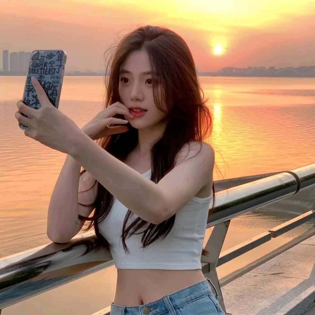 财神爷的小妞妞