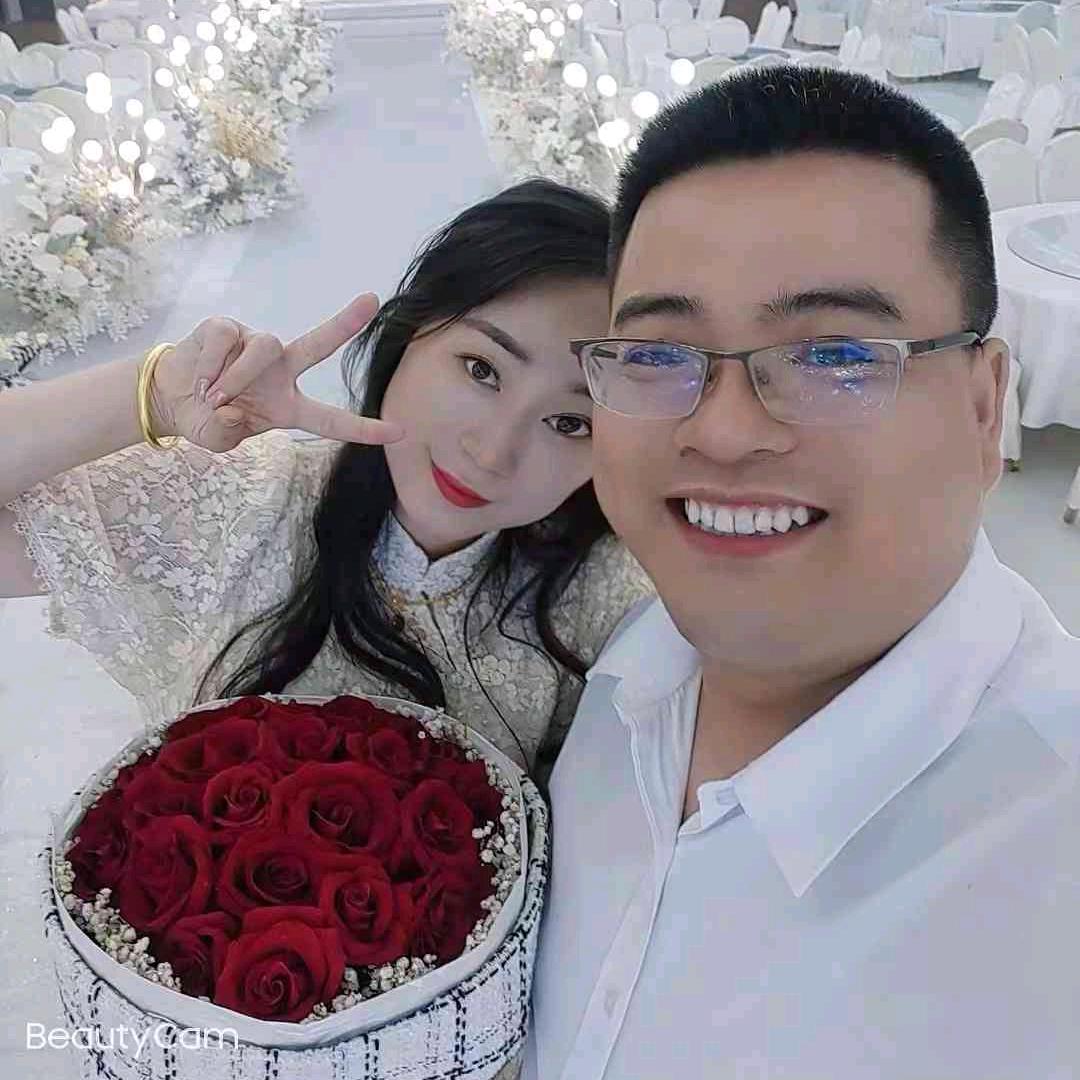 阿木木😘小花花