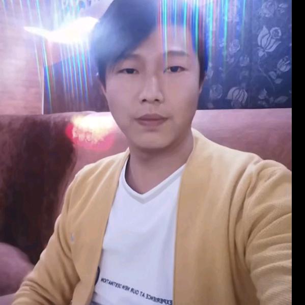 回牟一笑