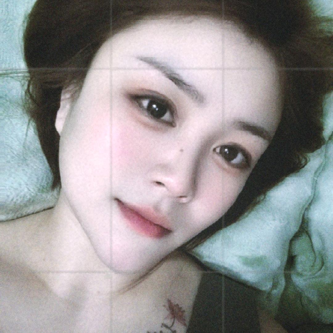 @莉莉