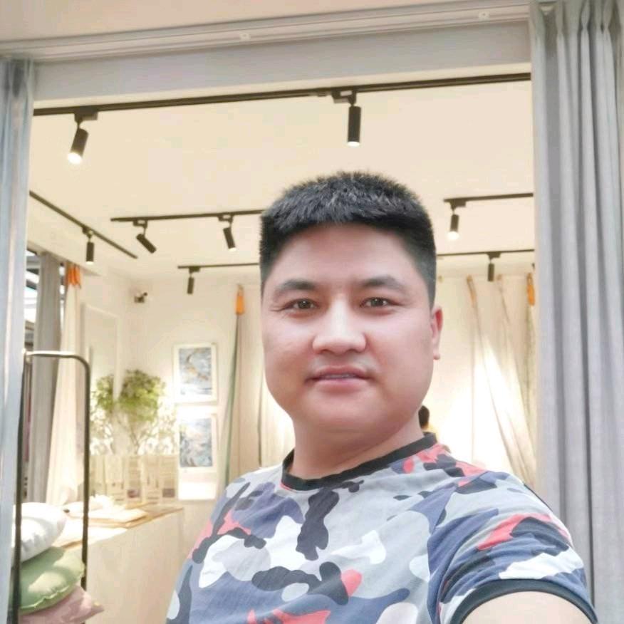 Frank：白刚古典家具引领时尚混搭