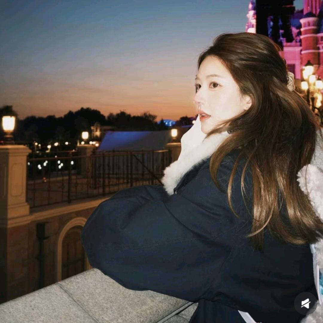 想吃蛋黄酥⁻🍔