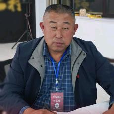 蓬莱村支书老管