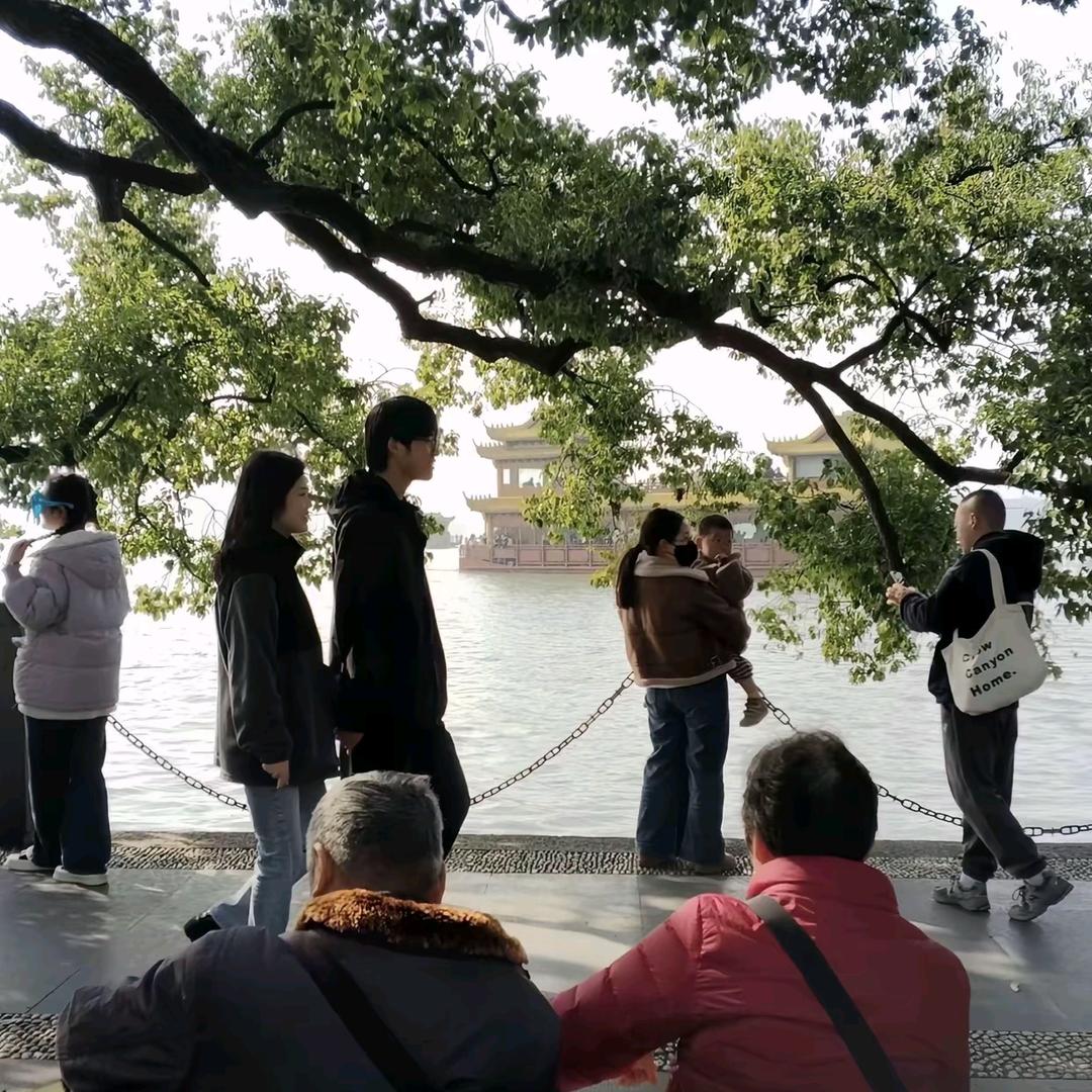 晚风吹