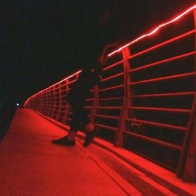 小温柔情感创作💔沉默雨下