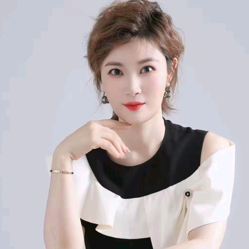 BOSS姐（时尚穿搭）