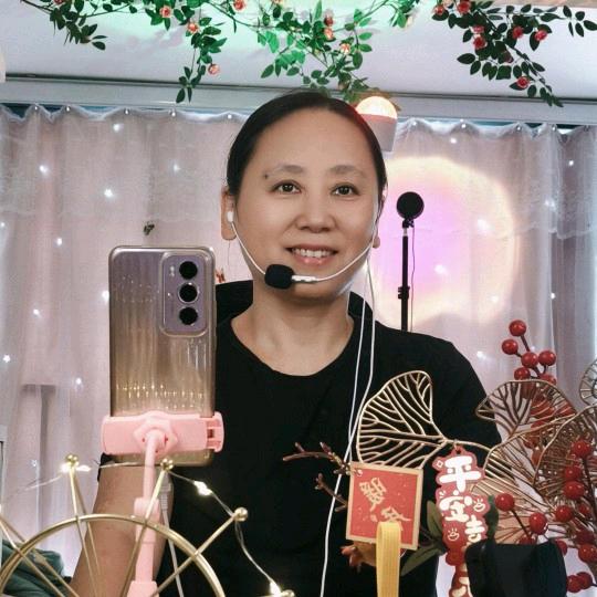 小瓶子🎤首播  早上9点17分