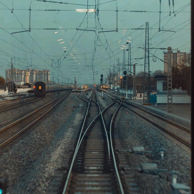 zh.
