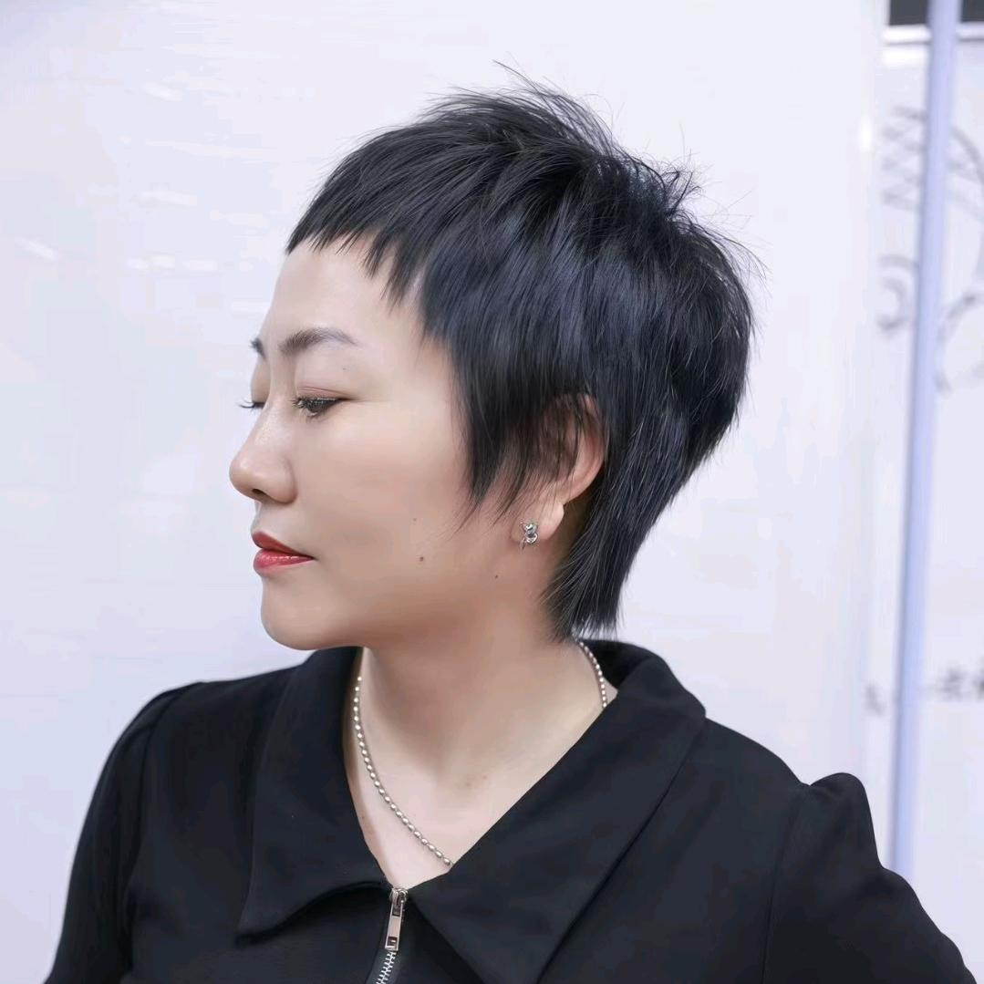 自信完美ꦿ᭄风格设计