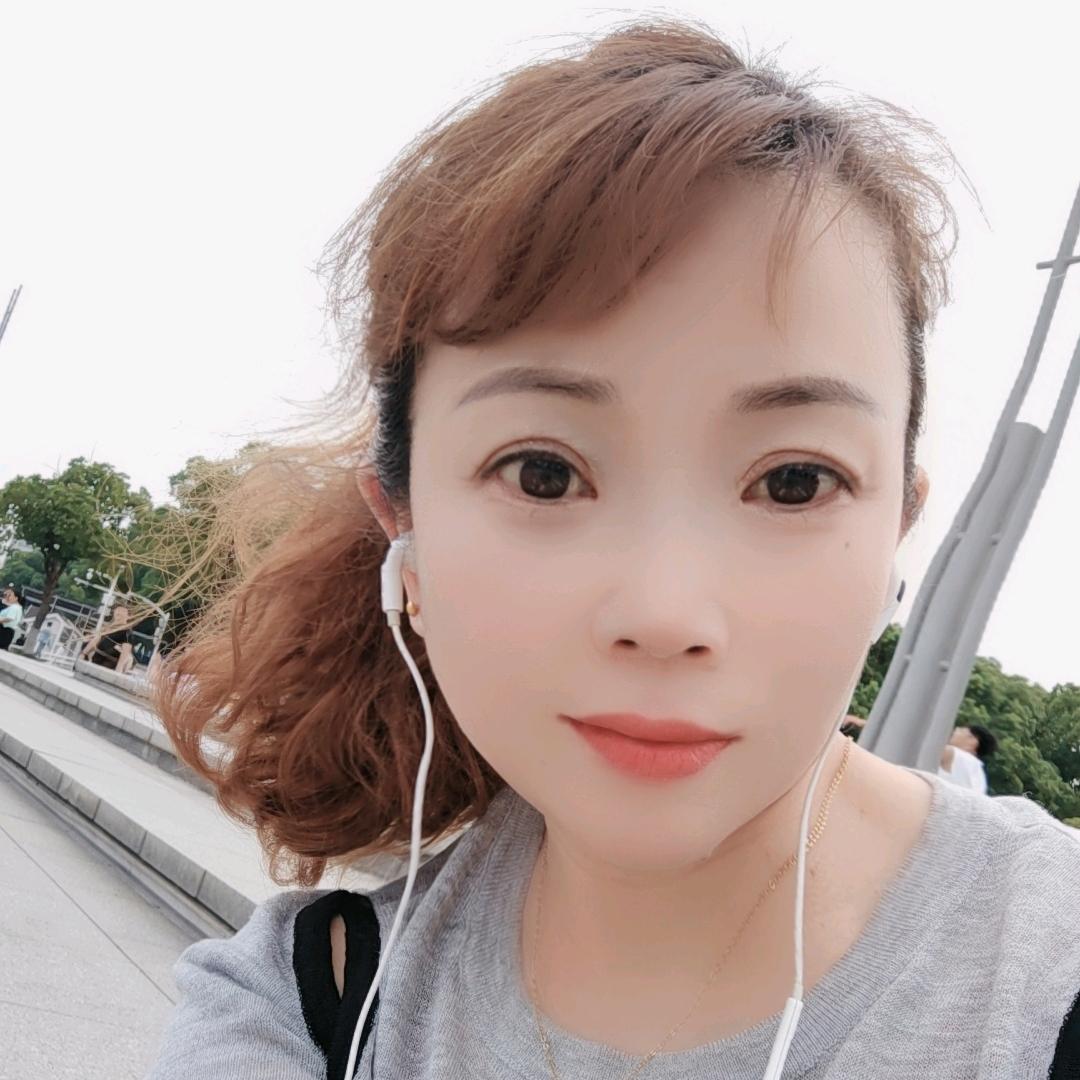 红  红