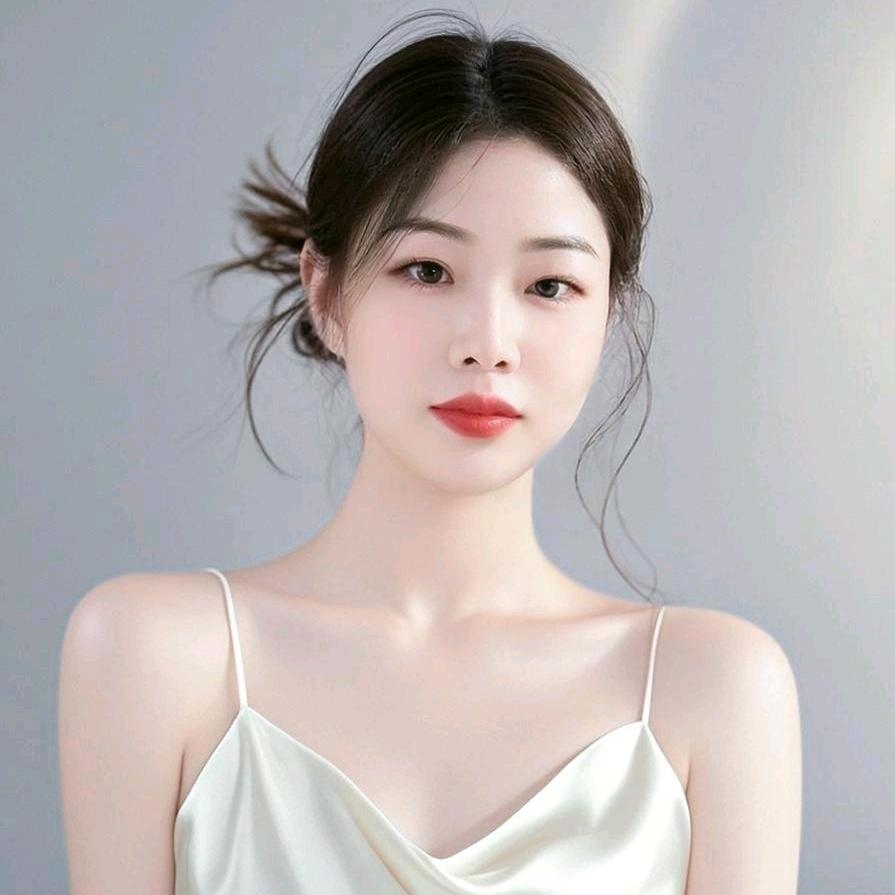 🕊ღ᭄ꦿ꯭微笑向暖🕊