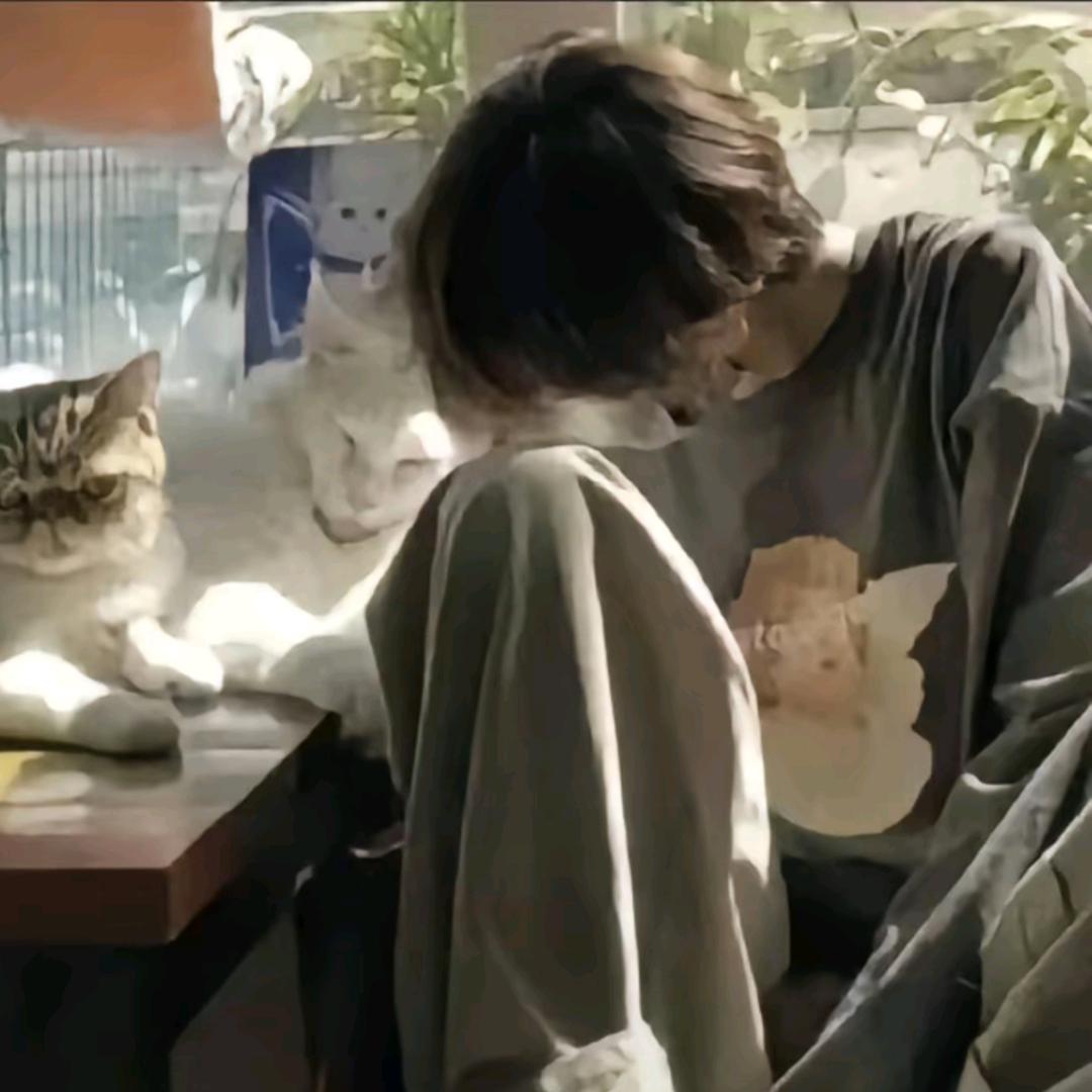 余淮.