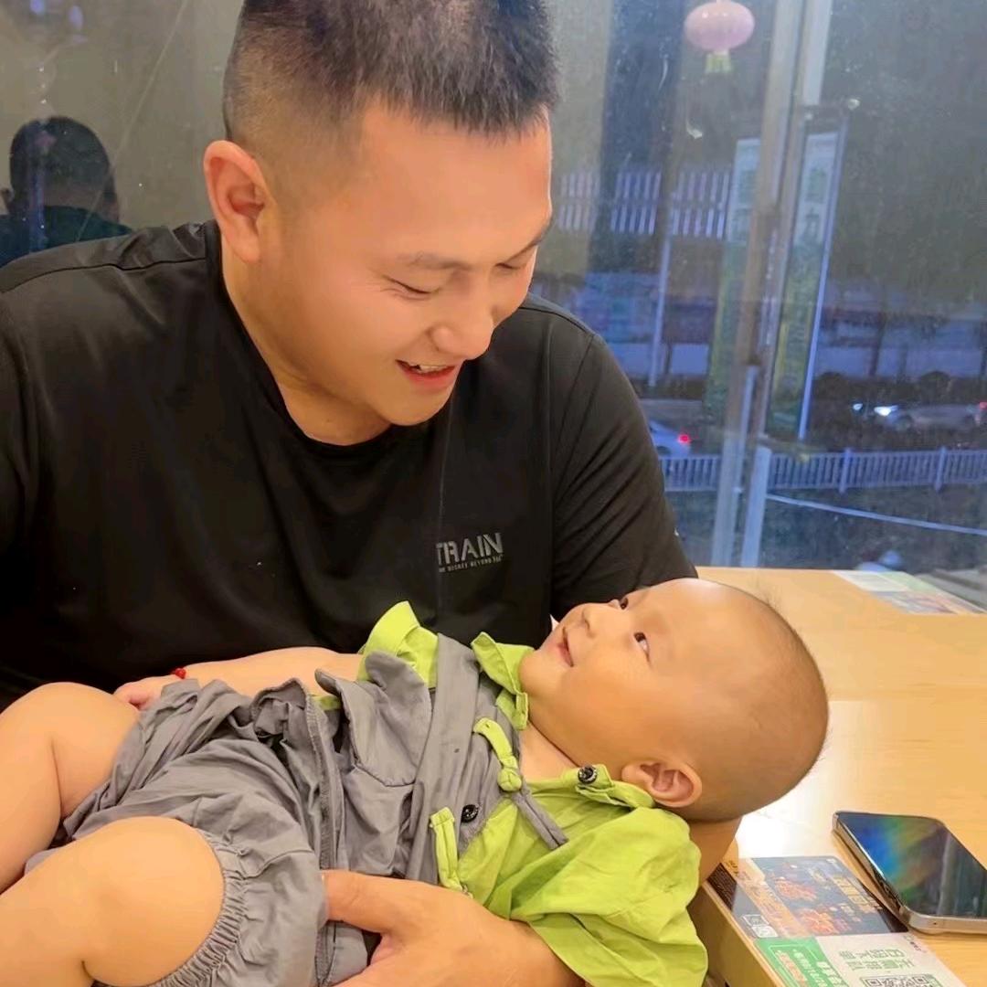 楠杆曾丽东养殖场