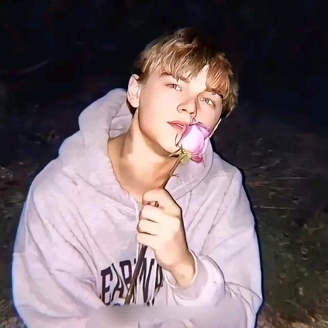 荀彧.