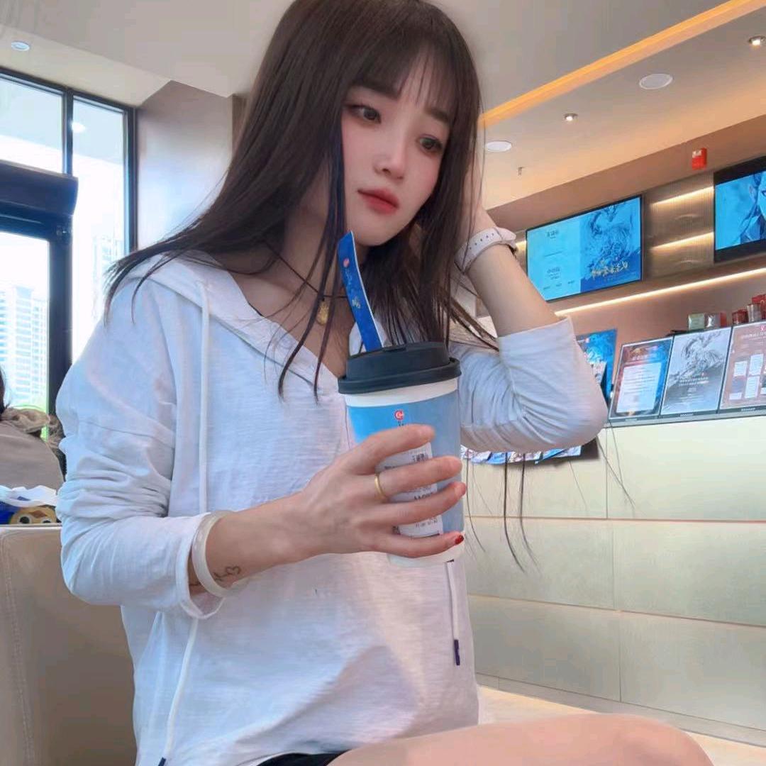 @小梅子！🌹