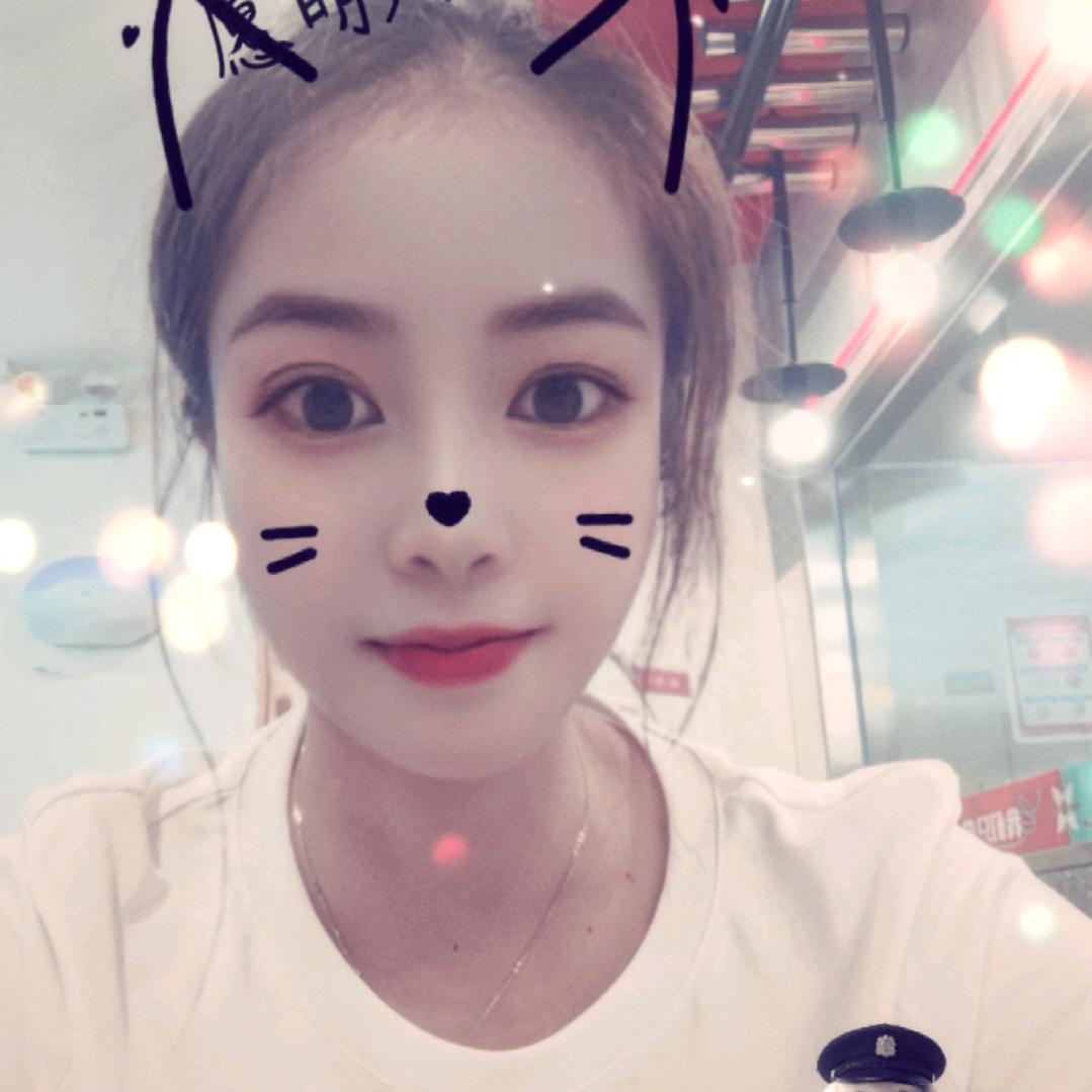 微笑掩盖悲伤