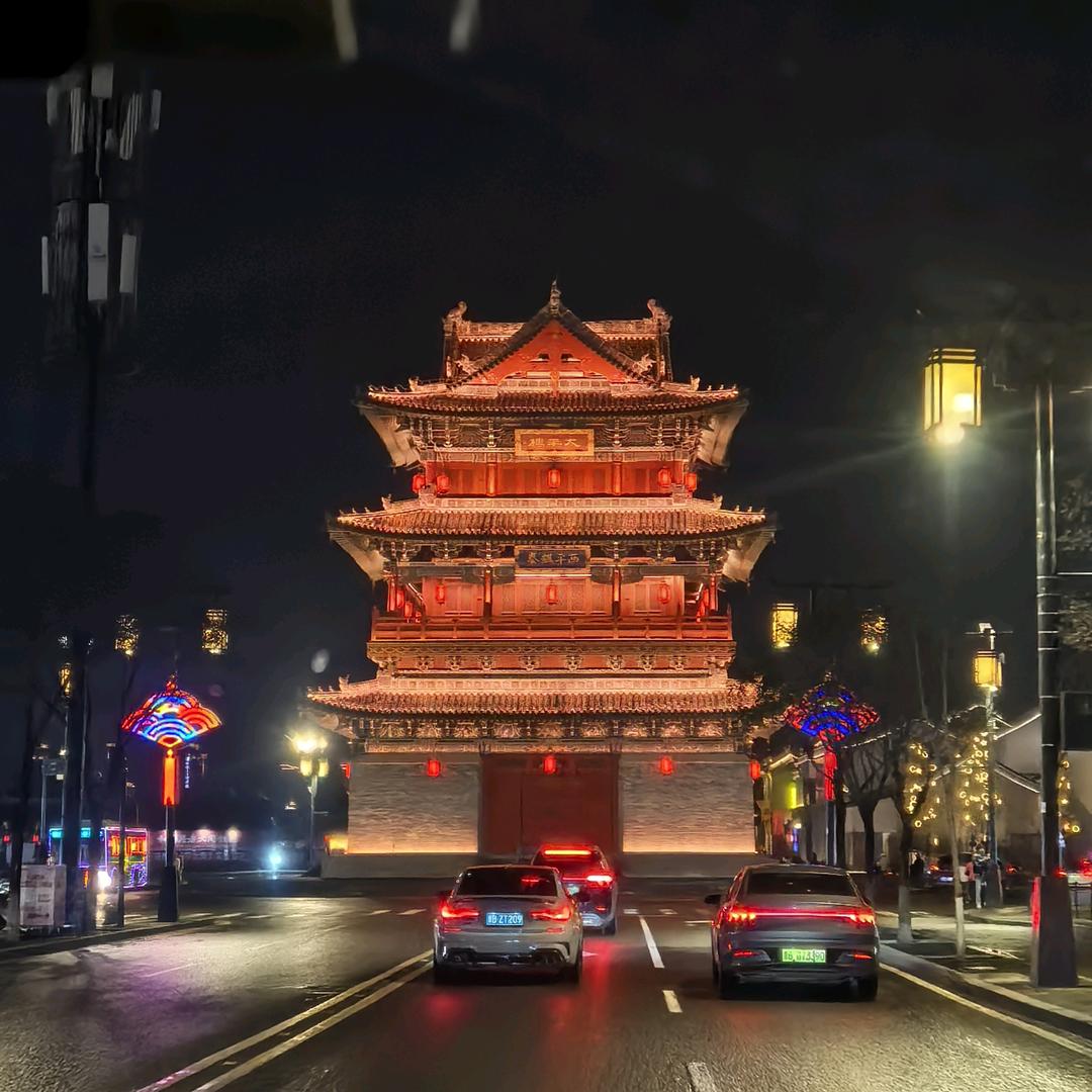齐都黄金珠宝城1
