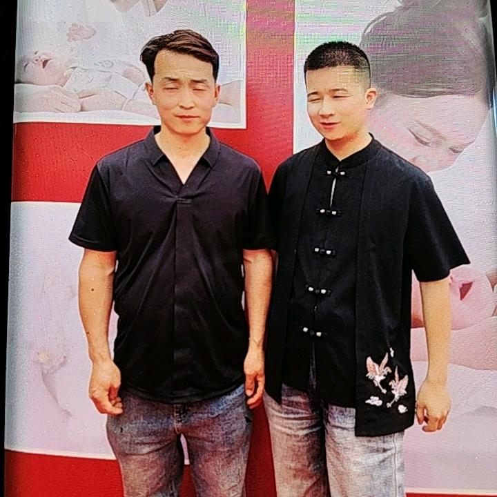 洲洲发小（毛毛）